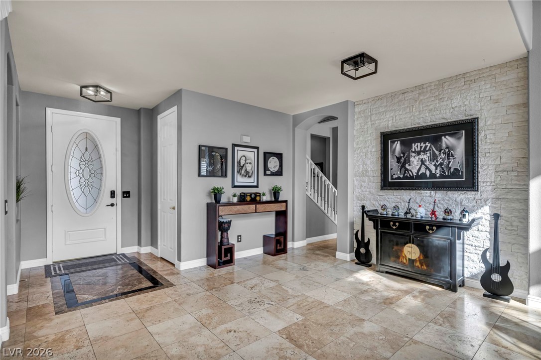 1128 Via Suzan Property Photo 15