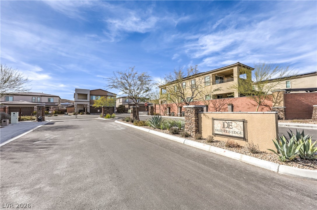 10089 Desert Azure Street Property Photo 2
