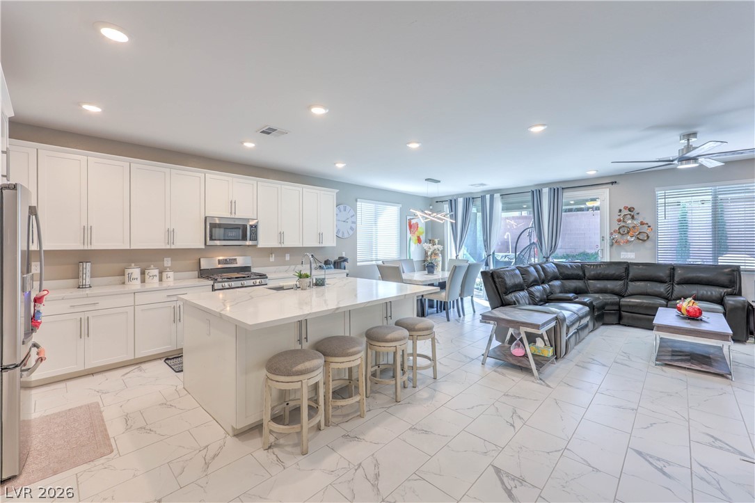 10089 Desert Azure Street Property Photo 6