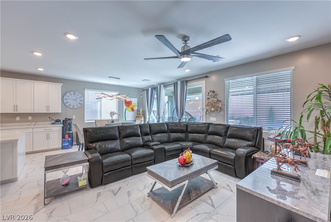 10089 Desert Azure Street Property Photo 21
