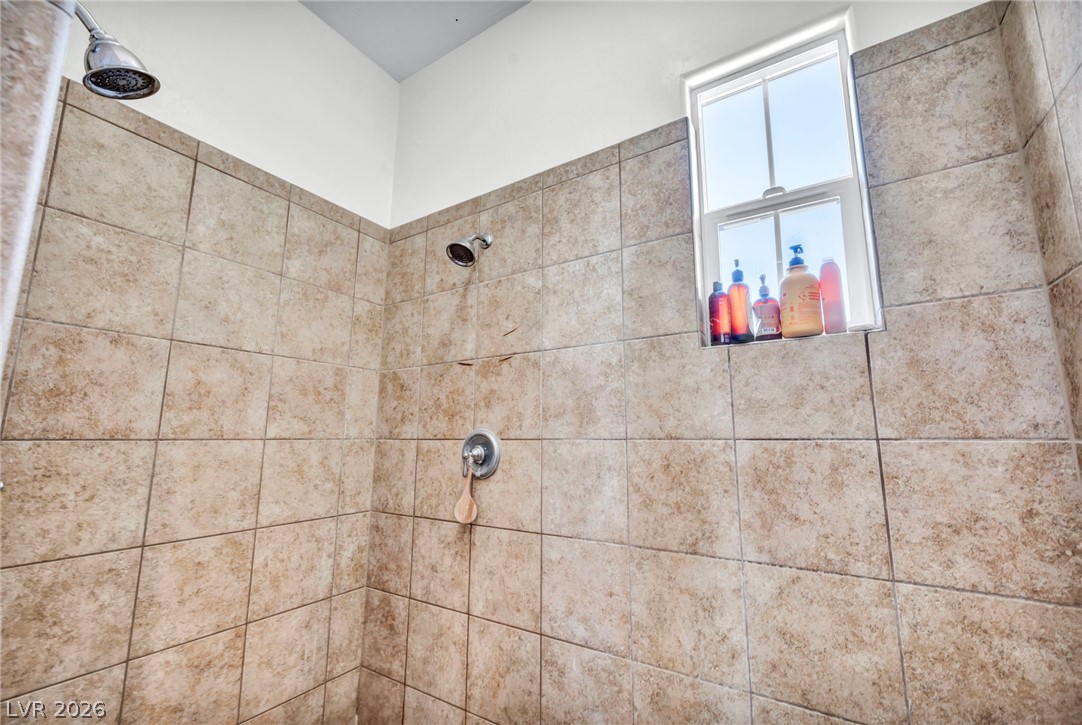 8525 Killians Greens Drive Property Photo 8