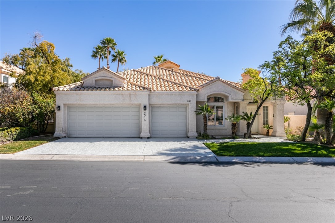 2016 Bay Hill Drive Property Photo 1