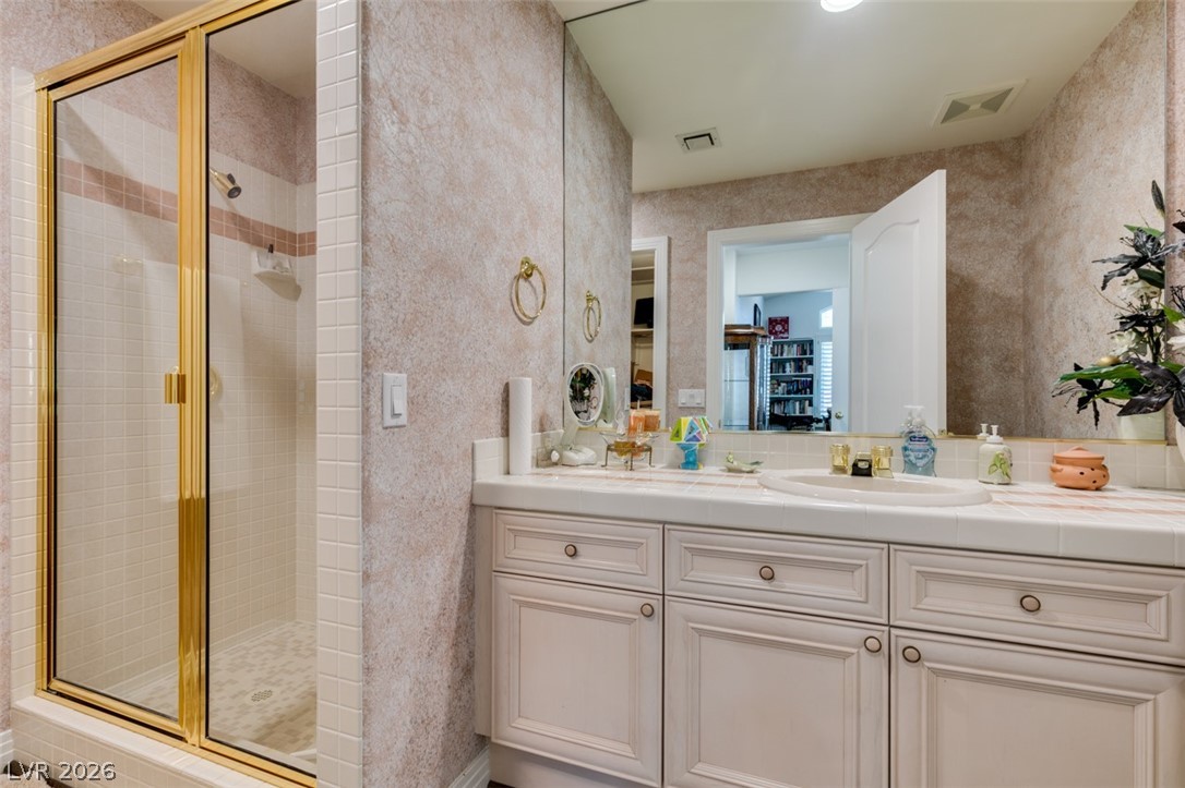 2016 Bay Hill Drive Property Photo 40