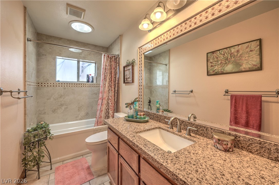 8020 La Cienega Street Property Photo 30
