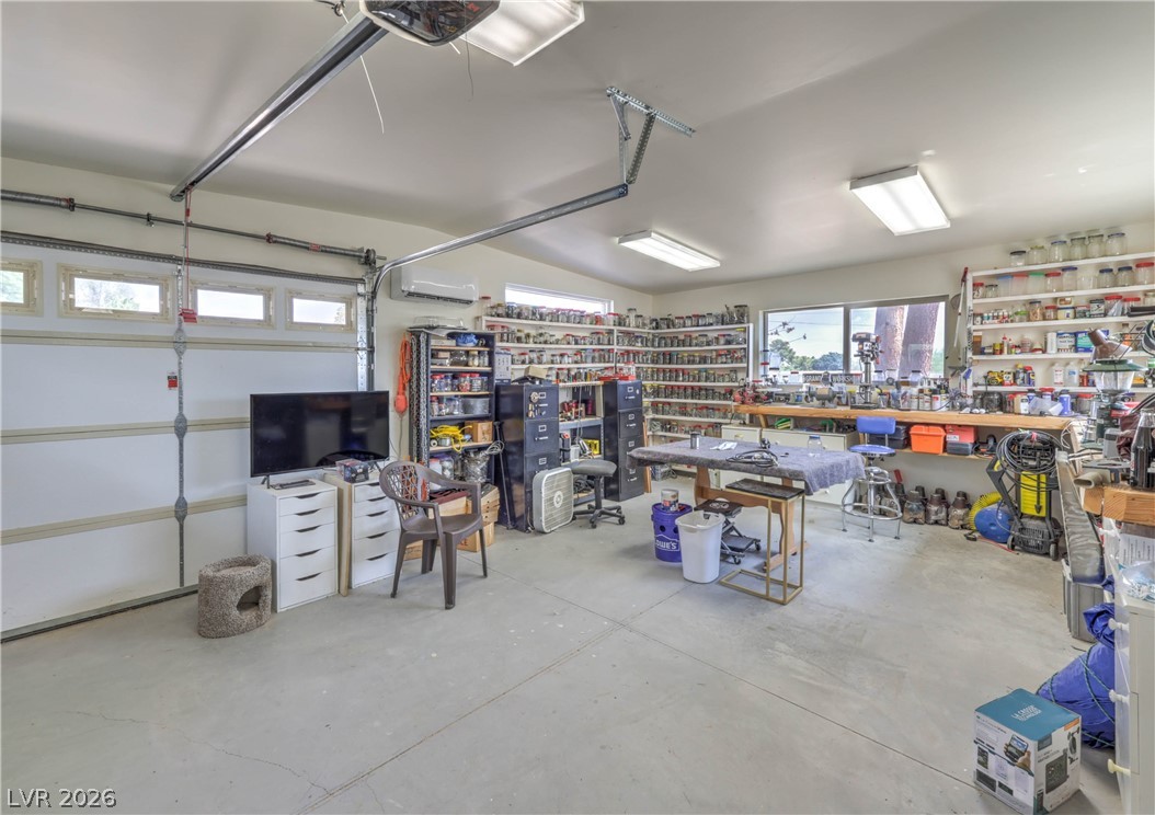 8020 La Cienega Street Property Photo 32