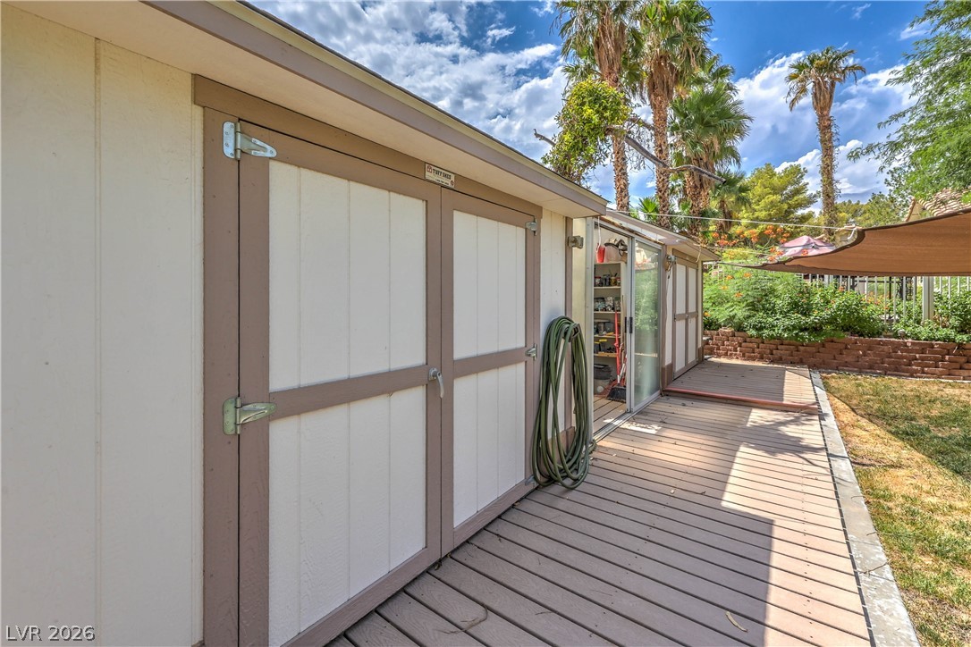 8020 La Cienega Street Property Photo 42