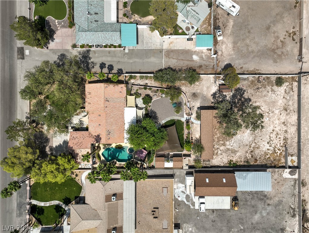 8020 La Cienega Street Property Photo 58