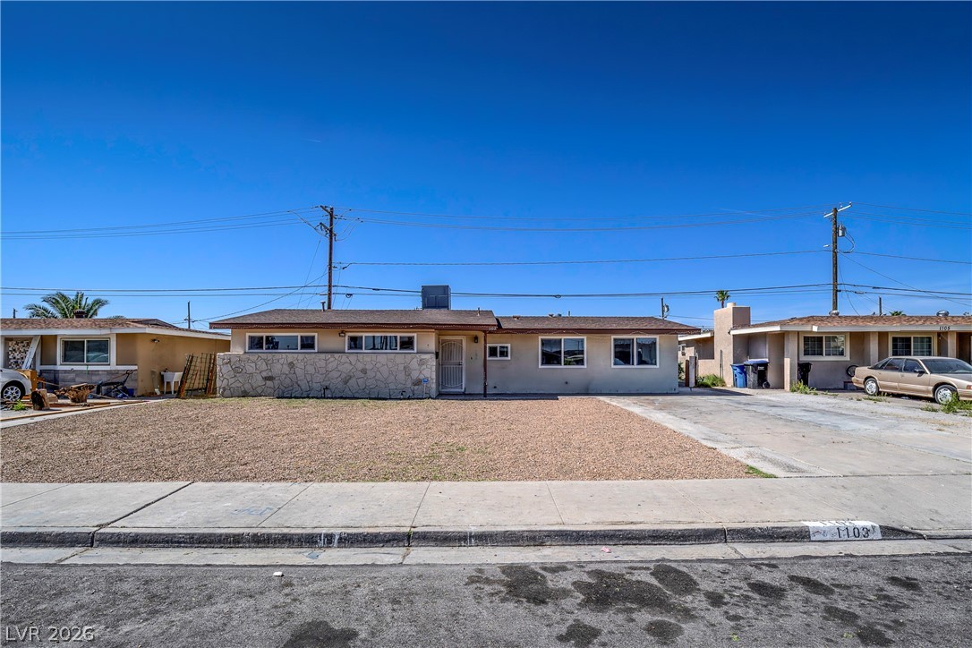 1103 Arrowhead Avenue Property Photo 2