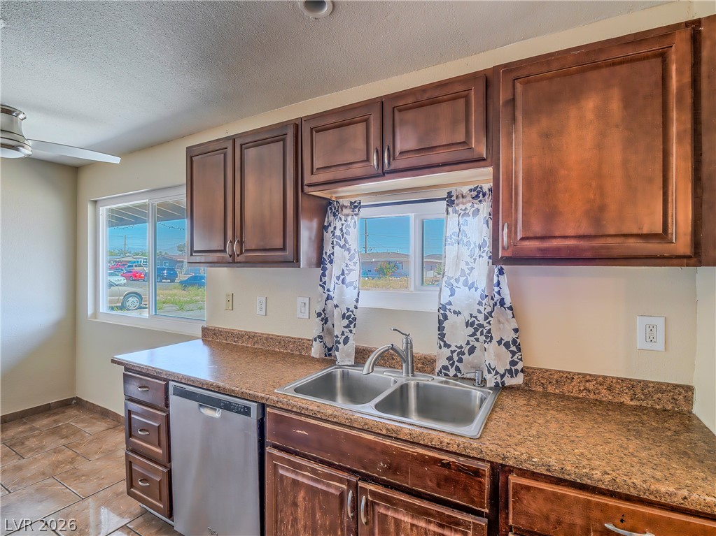 1103 Arrowhead Avenue Property Photo 7