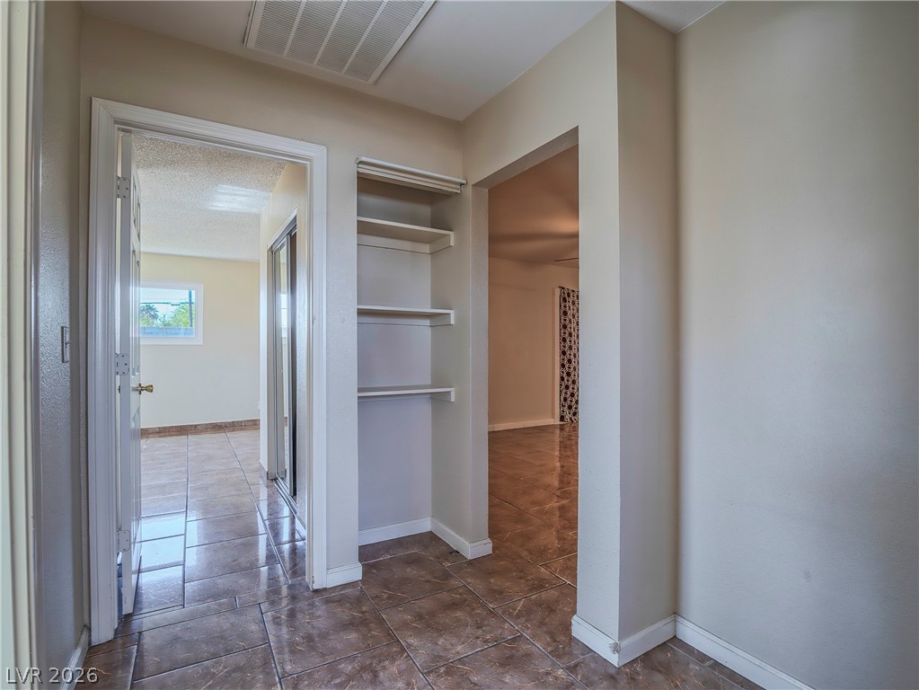 1103 Arrowhead Avenue Property Photo 16