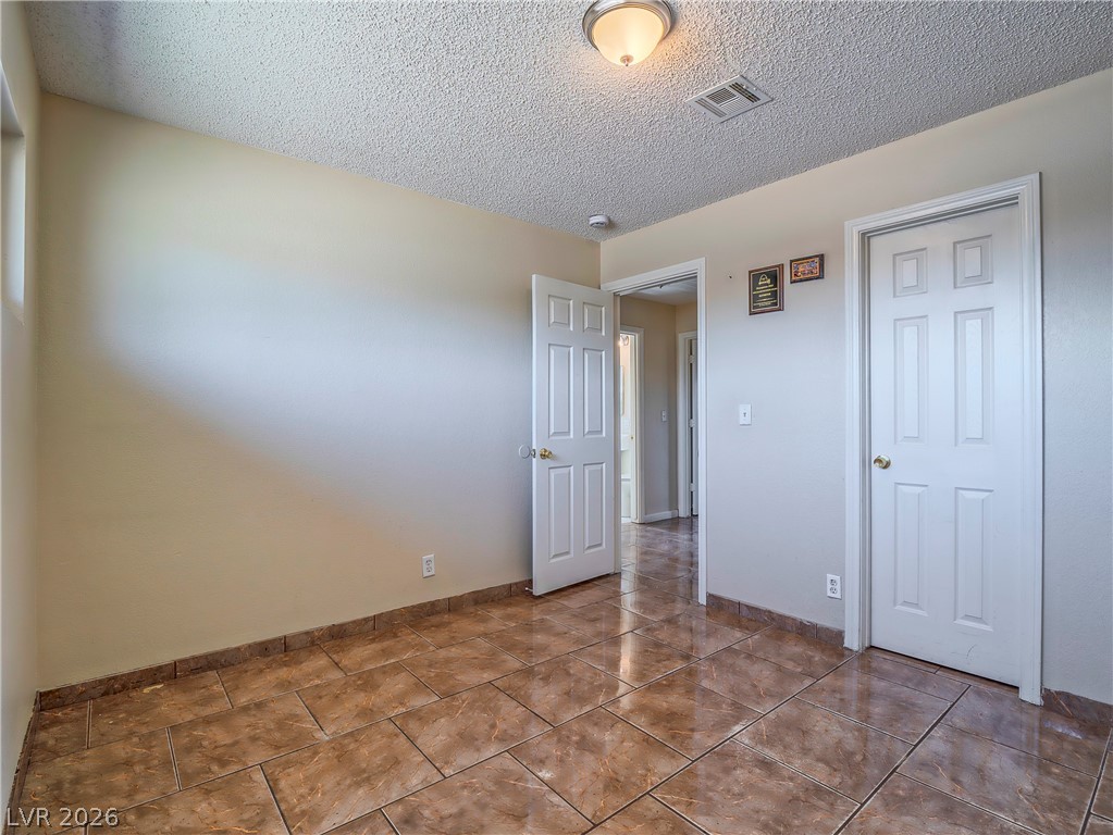 1103 Arrowhead Avenue Property Photo 25