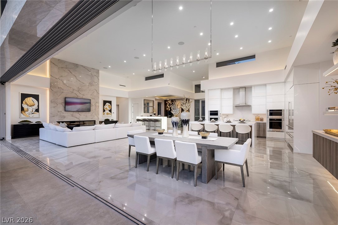 665 Overlook Rim Drive Property Photo 21