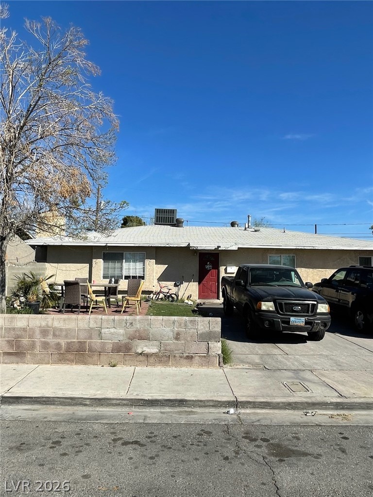 1212 East Webb Avenue Property Photo 1