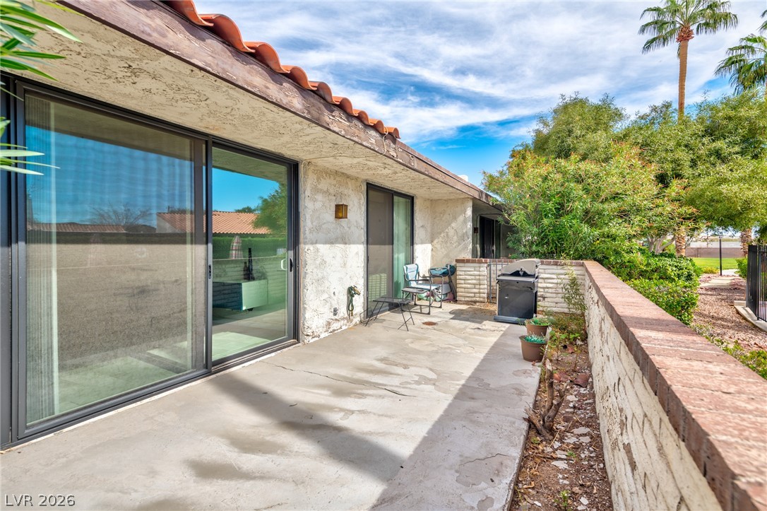 2461 El Paseo Circle Property Photo 18