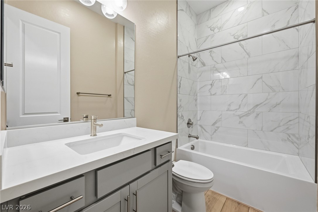 10103 Redwood Desert Drive Property Photo 21