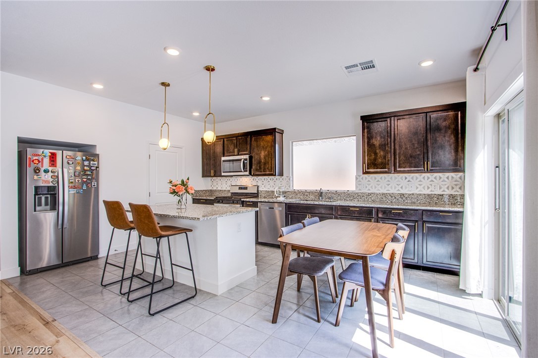 10434 Rose Palisade Street Property Photo 5