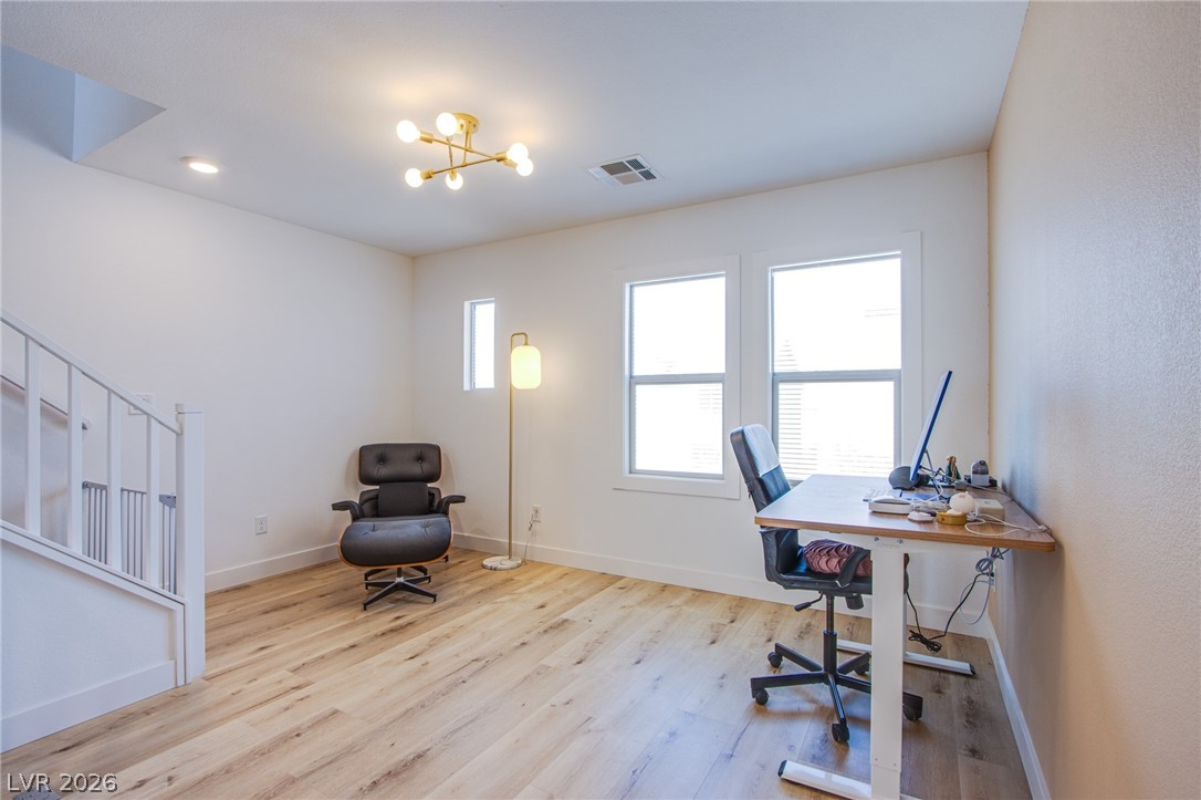 10434 Rose Palisade Street Property Photo 11