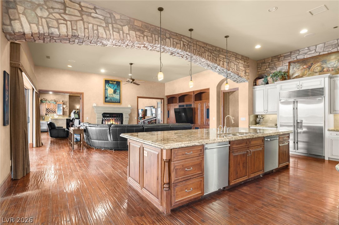 1065 Kratzer Circle Property Photo 13