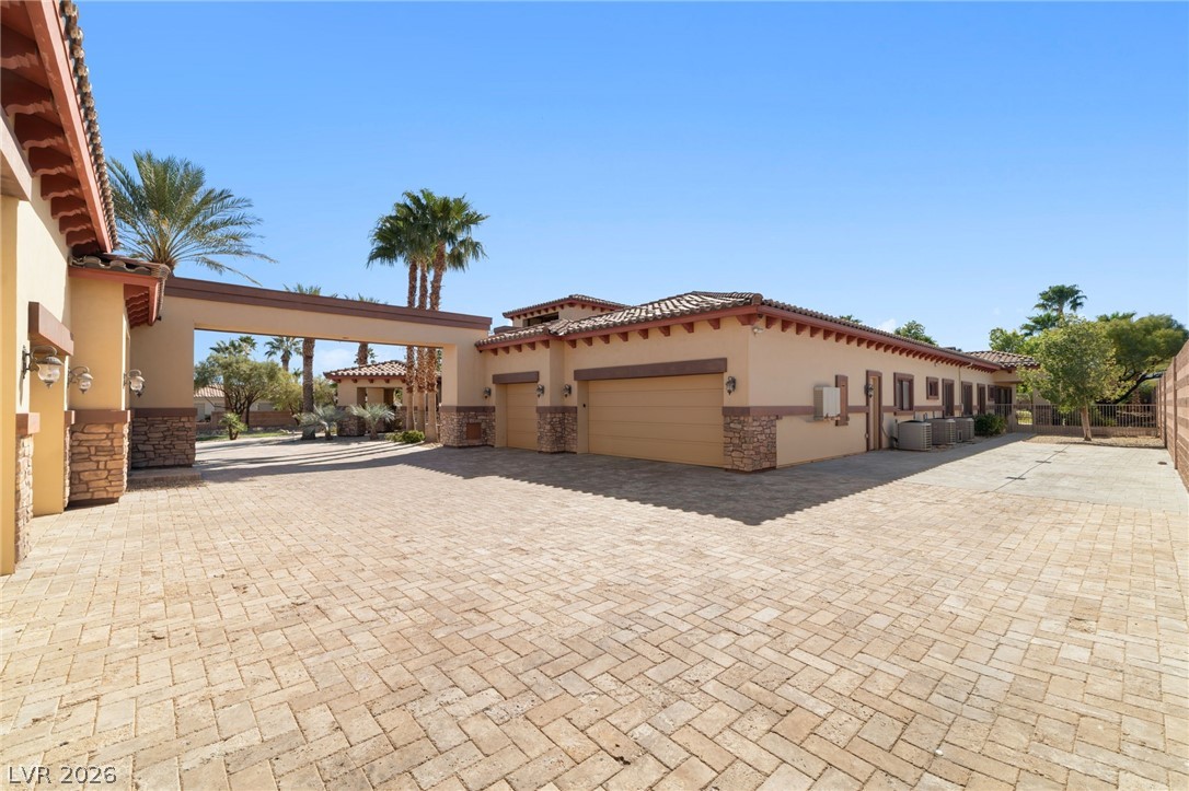 1065 Kratzer Circle Property Photo 52
