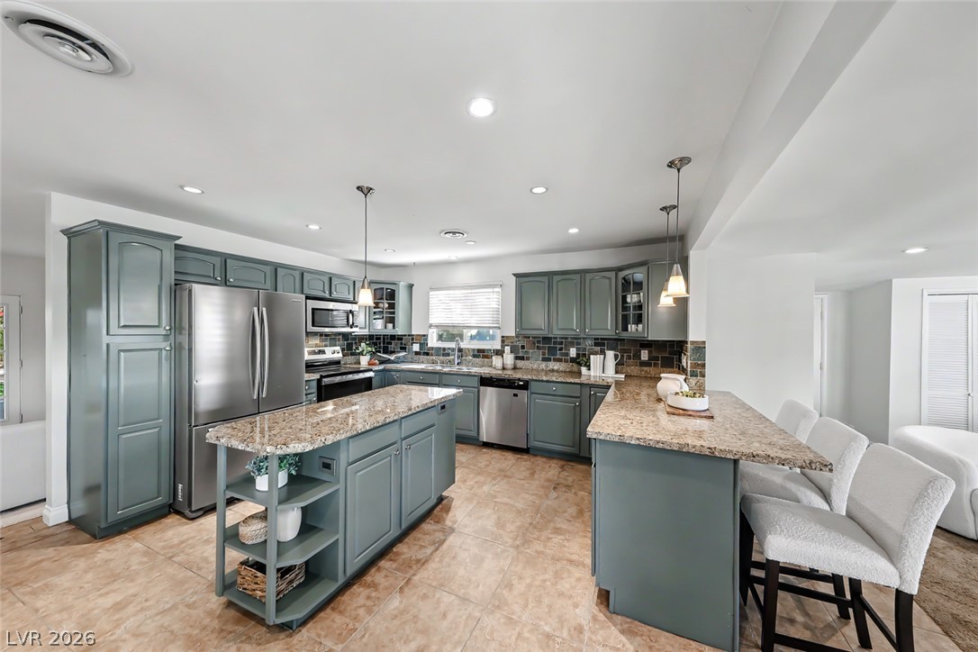 2801 Colanthe Avenue Property Photo 17