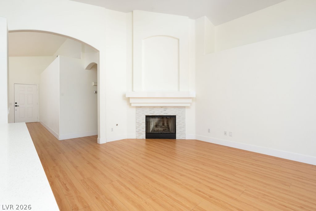 8008 Villa Finestra Drive Property Photo 11