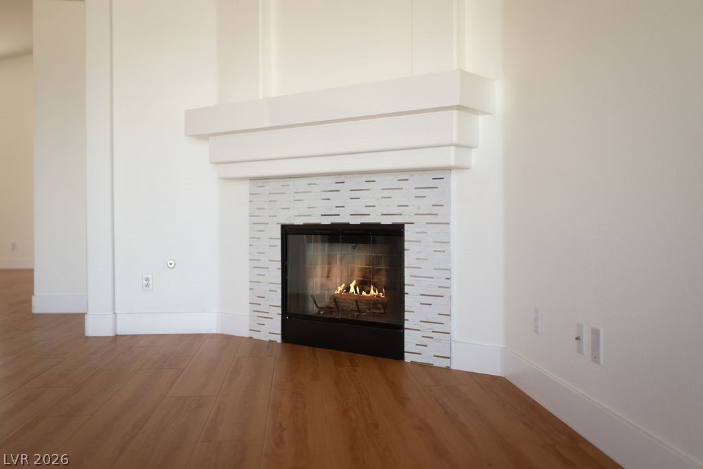 8008 Villa Finestra Drive Property Photo 12
