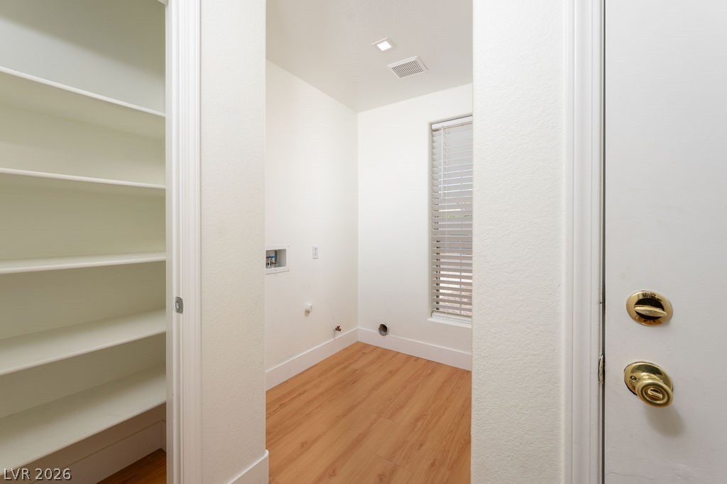 8008 Villa Finestra Drive Property Photo 28