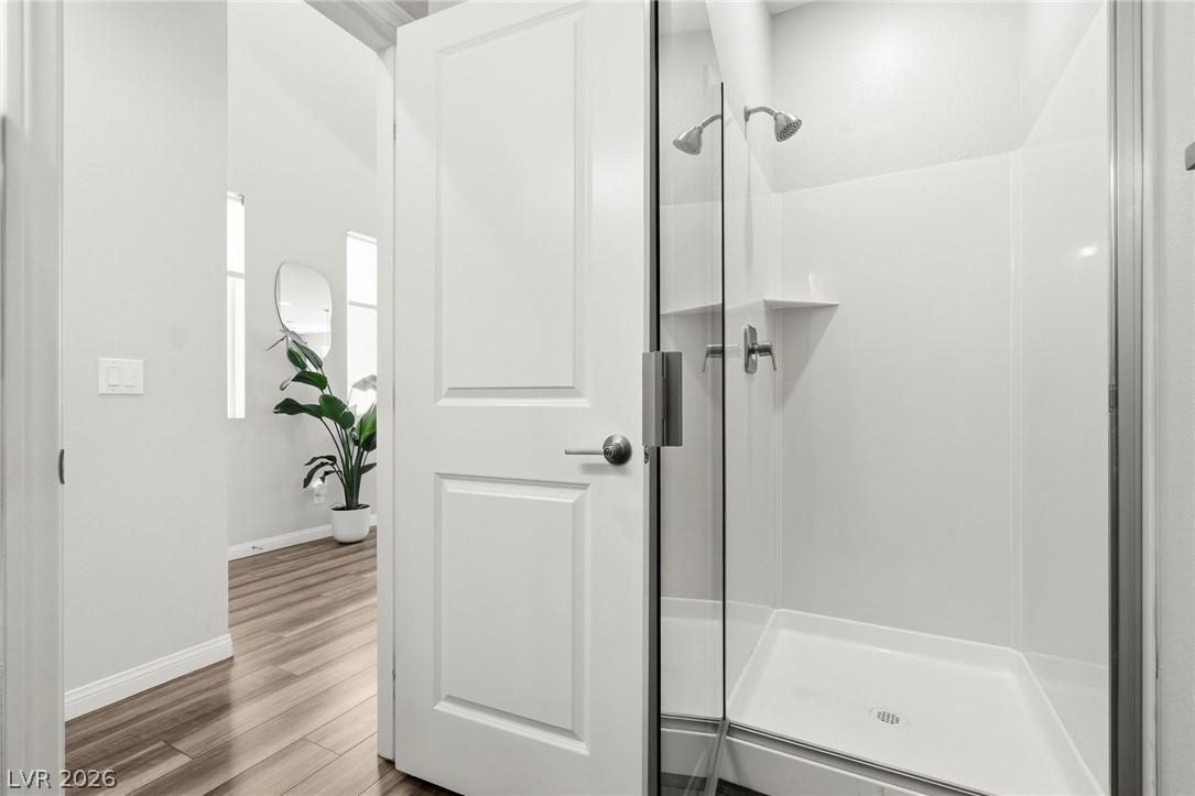 10415 Bagg Avenue Property Photo 15