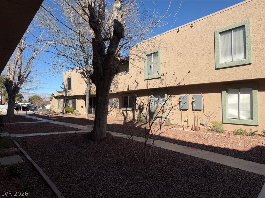 6033 Vegas Drive Property Photo 1