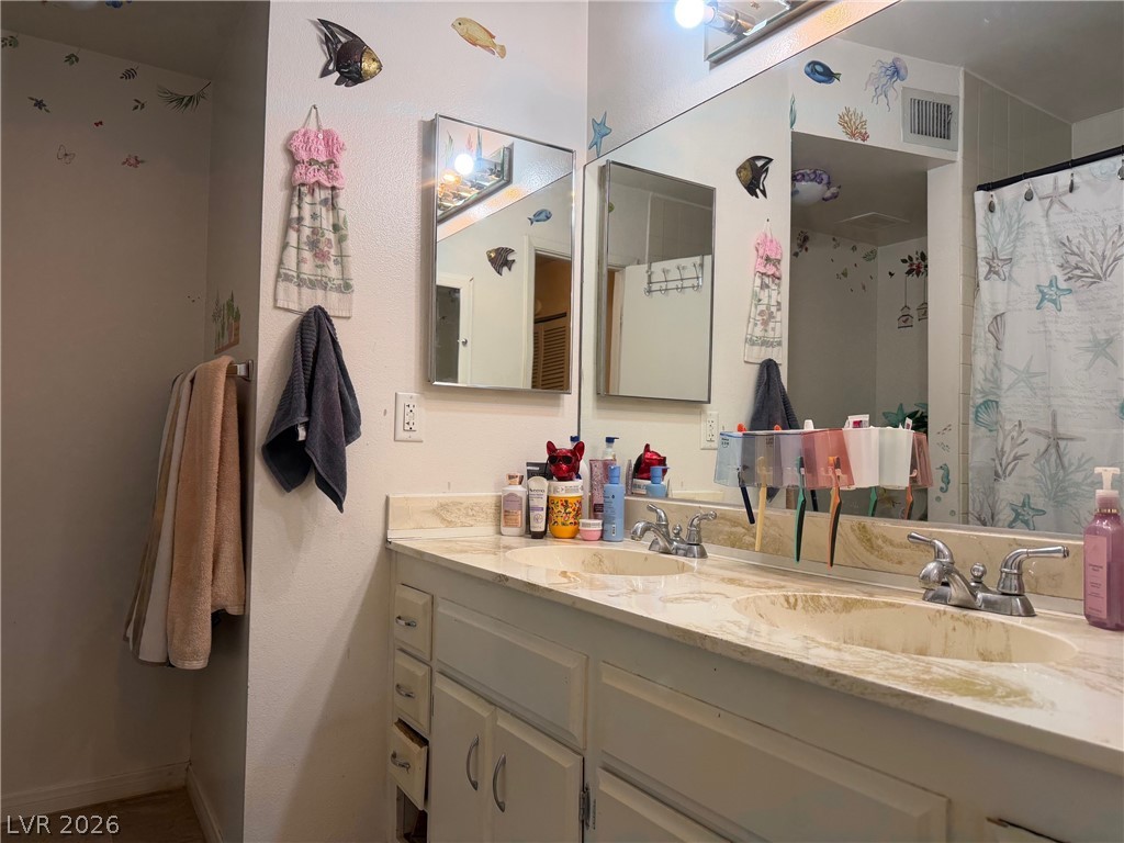 6033 Vegas Drive Property Photo 26