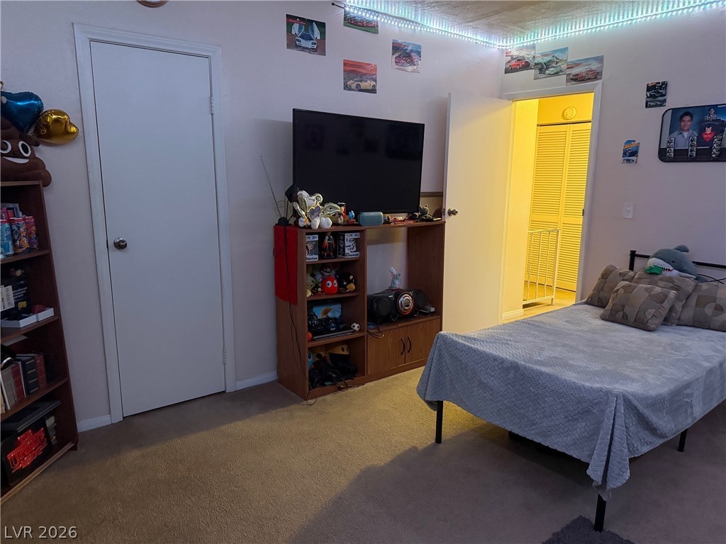 6033 Vegas Drive Property Photo 30