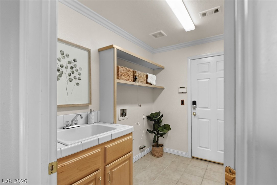 9155 Harvest Homes Street Property Photo 36
