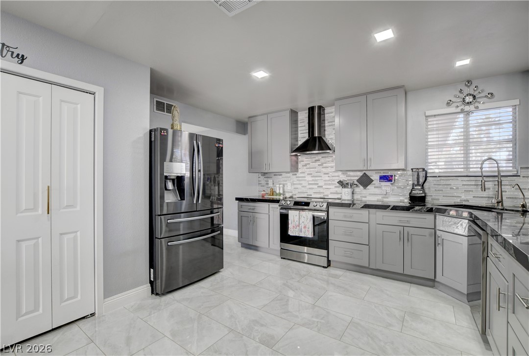 4915 Nevada Avenue Property Photo 8
