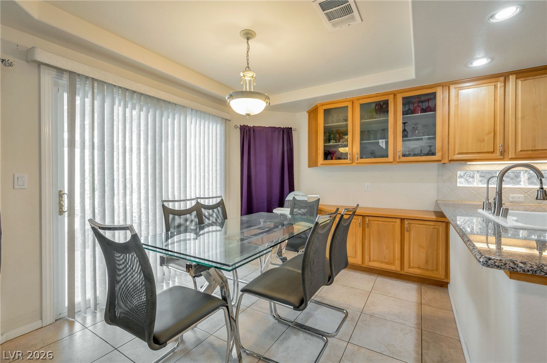 7685 Golden Lantern Court Property Photo 29