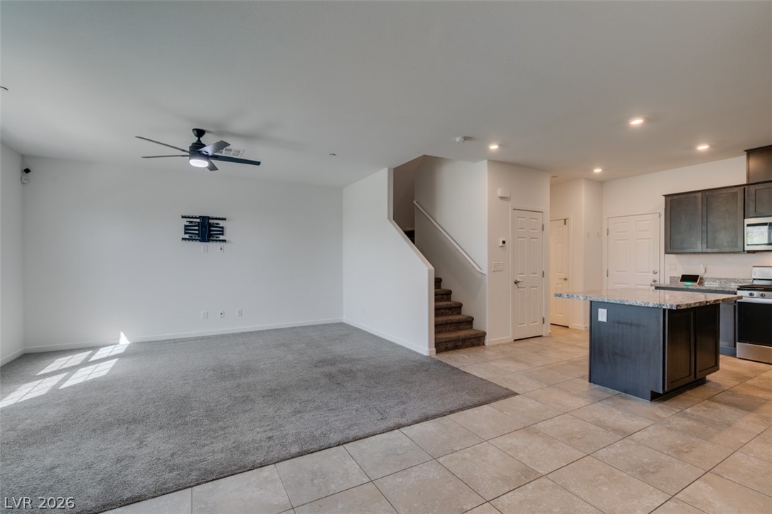 451 Filaree Place Property Photo 8
