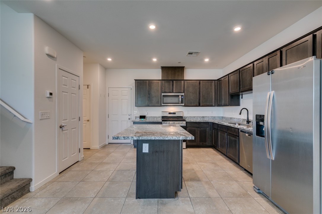 451 Filaree Place Property Photo 24