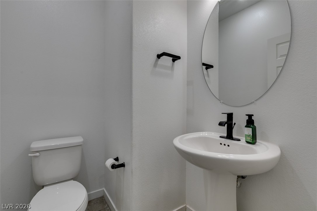 451 Filaree Place Property Photo 30