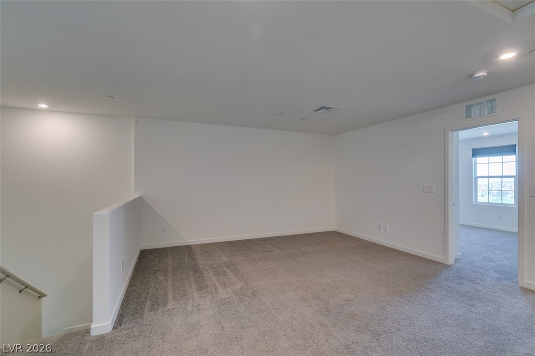 451 Filaree Place Property Photo 32