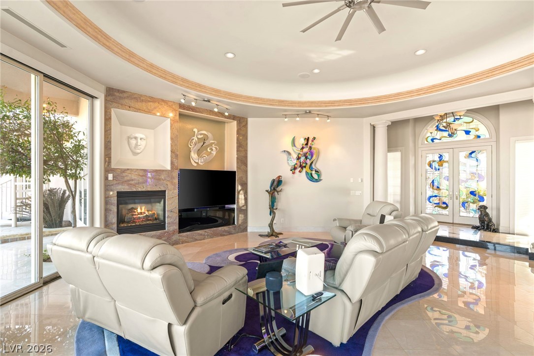942 Villa Grande Way Property Photo 27