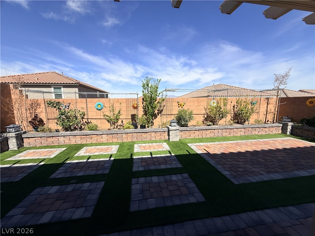 10854 Gentle Crest Avenue Property Photo 3