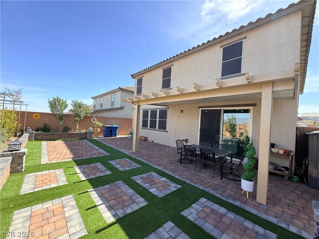 10854 Gentle Crest Avenue Property Photo 9
