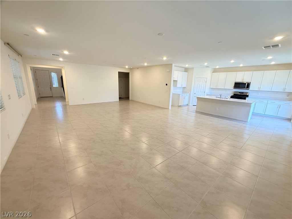 10854 Gentle Crest Avenue Property Photo 19