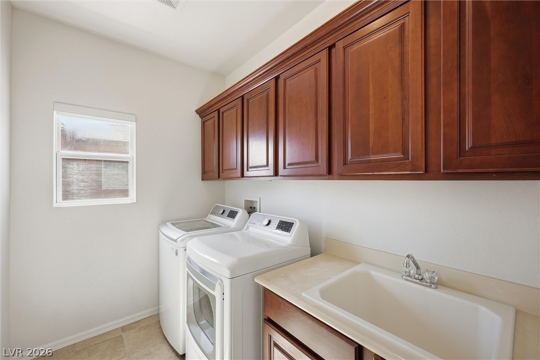 1073 Oak Fair Street Property Photo 40