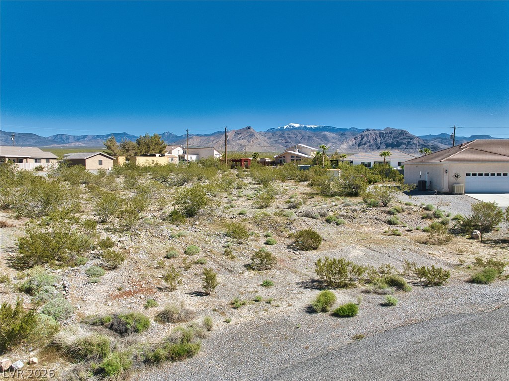 3880 Peschutes Street Property Photo 2