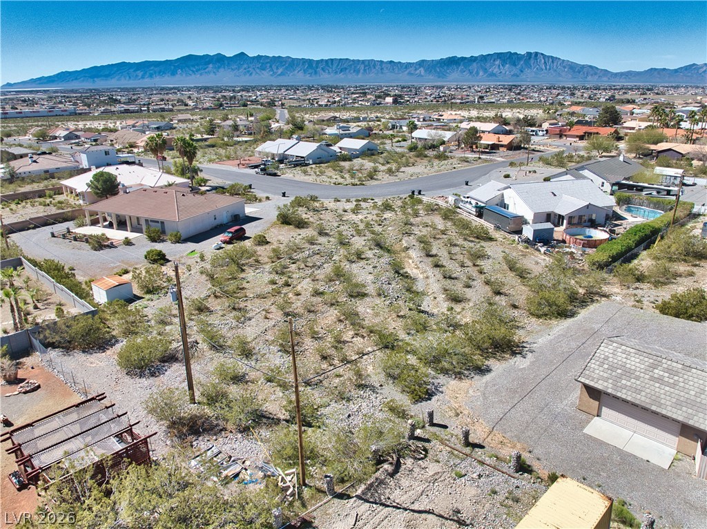 3880 Peschutes Street Property Photo 7