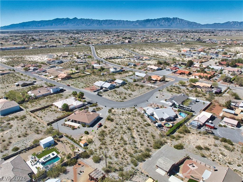3880 Peschutes Street Property Photo 10