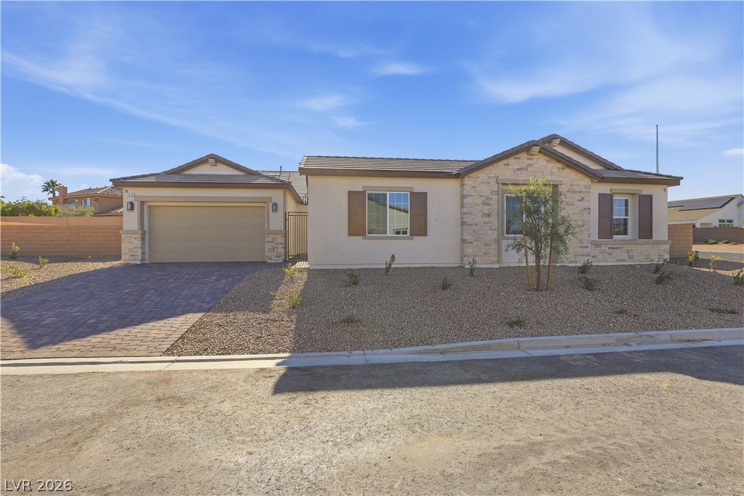 7615 West Pebble Road Property Photo 4