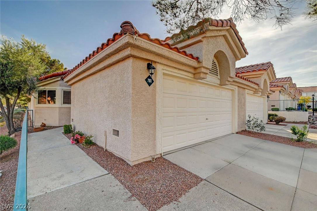 7811 Oakpoint Lane 116 Property Photo 3