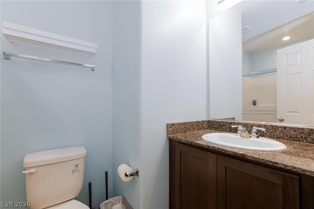 668 Tiarella Lane Property Photo 6