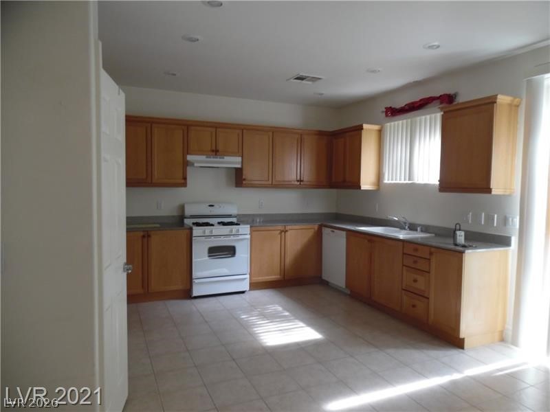 9737 Valmeyer Avenue Property Photo 2